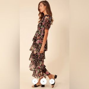 Hale Bob Elsie Tiered Chiffon Short Sleeve Floral